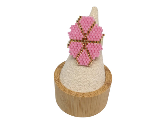 BAGUE EN PERLE RÉGLABLE SUPPORT DORÉ