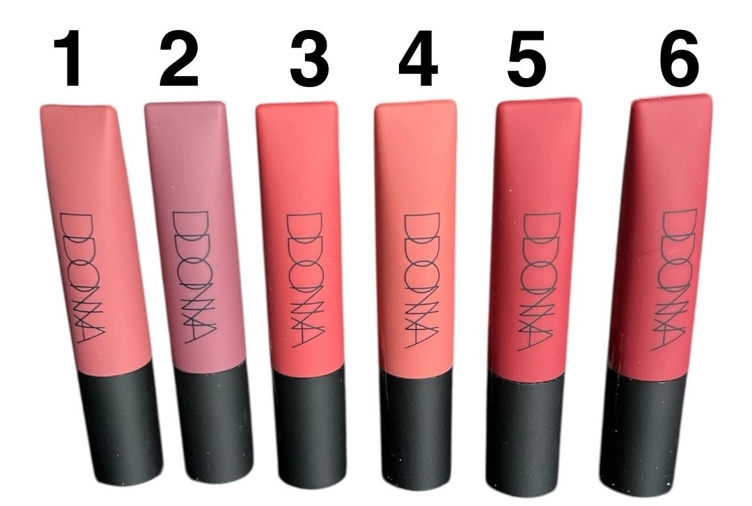 ROUGE A LEVRE LIQUIDE ULTRA HYDRATANT