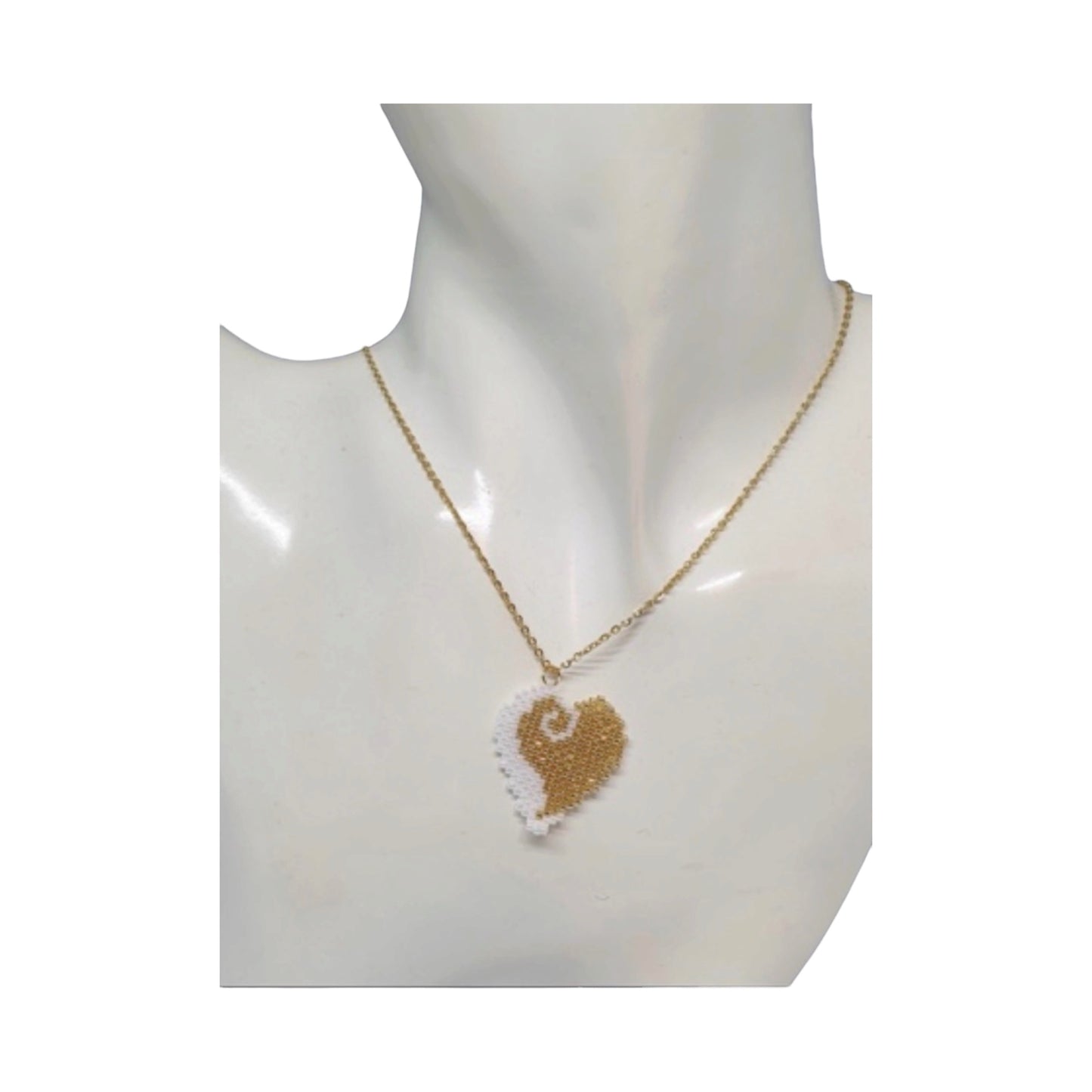 COLLIER CŒUR DISPO OU EN PRÉCOMMANDE SI CHOIX D’AUTRES COULEURS